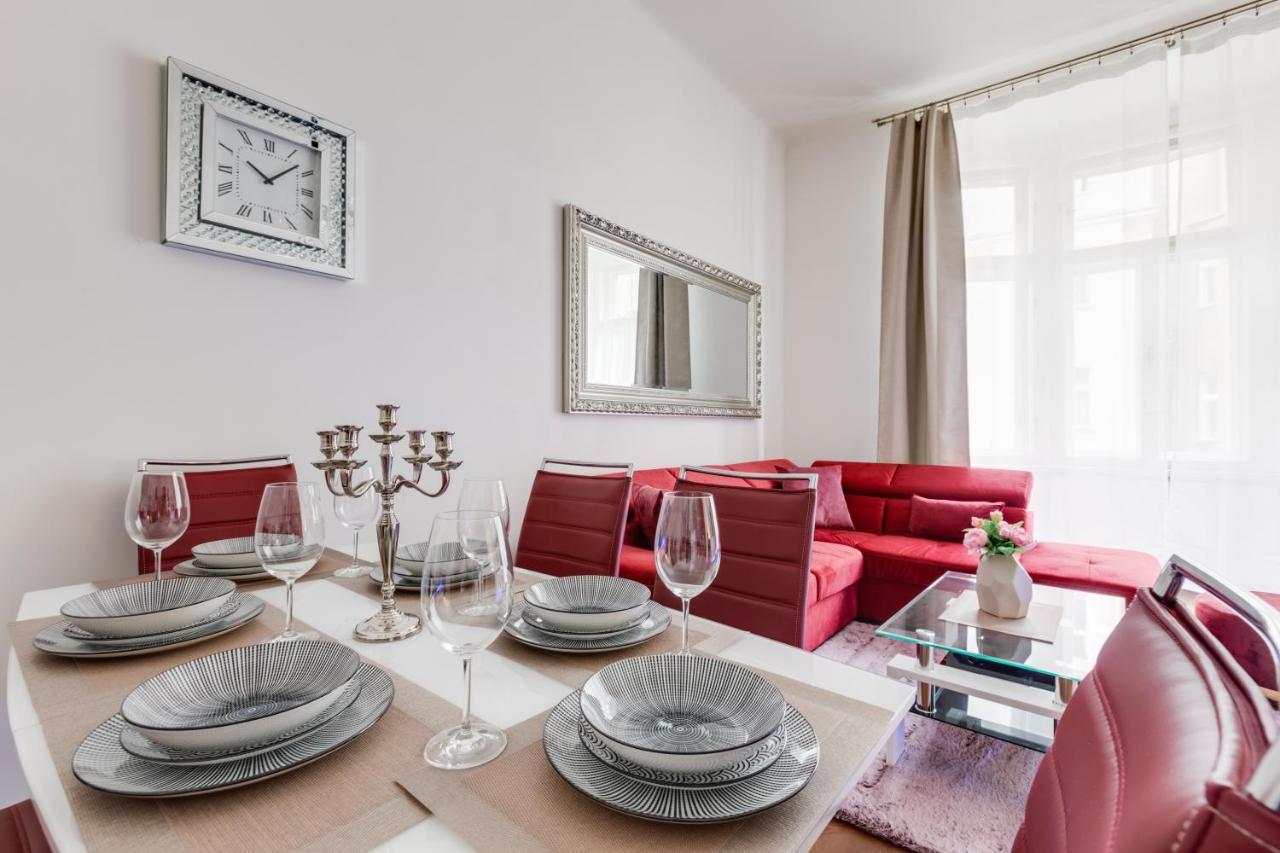 Apartment Luxury Riverside In The Center Of