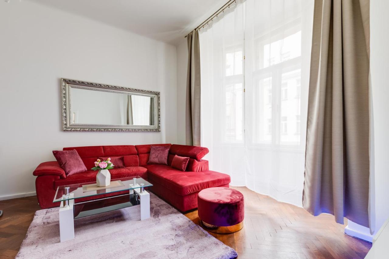Apartment Luxury Riverside In The Center Of