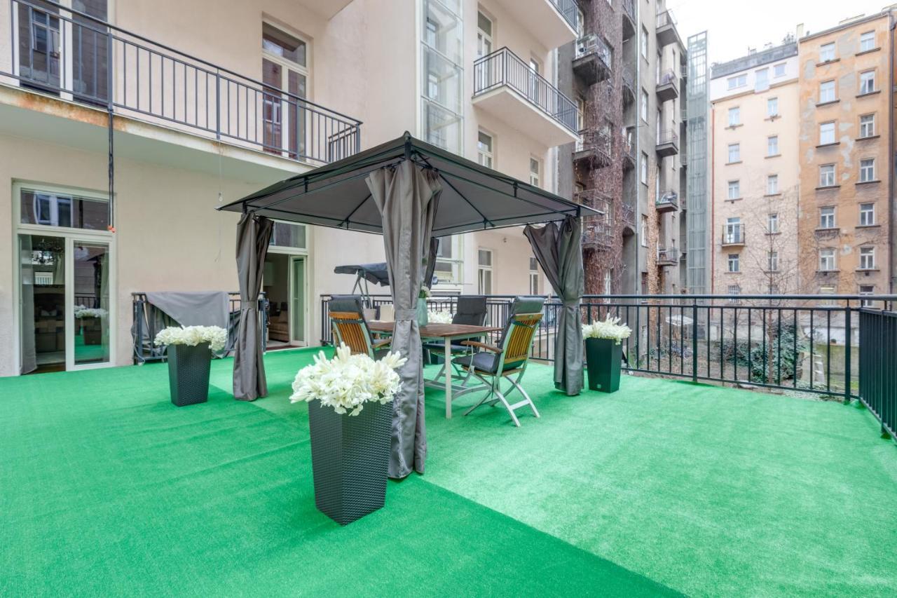 Luxury Riverside In The Center Of Apartment Prag