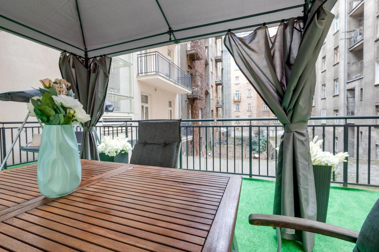 Apartment Luxury Riverside In The Center Of Prag